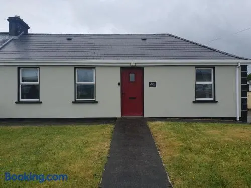 Pats Cottage - Image 1