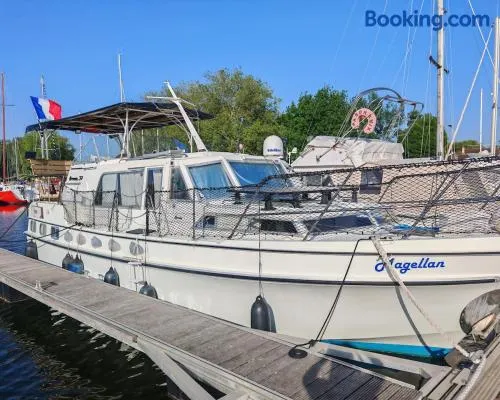 bateau nuit insolite - Image 1