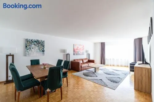 Executive 2BR flat in the city centre - Mainau 9 - Image 1