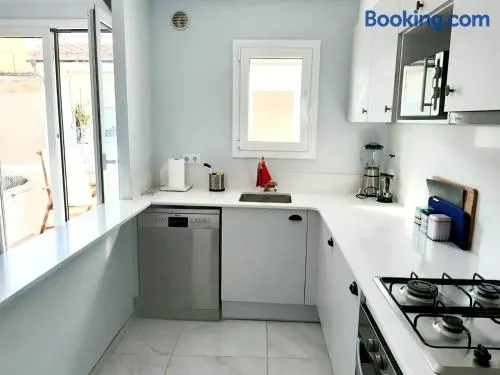 2 bedroom apartment in the old town, close to the beach - Image 1
