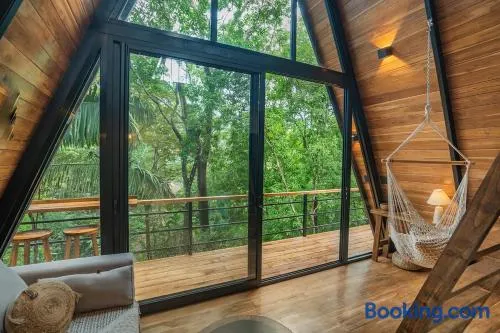 Award Winning Luxury Cabin in the Jungle 2BR - Image 1