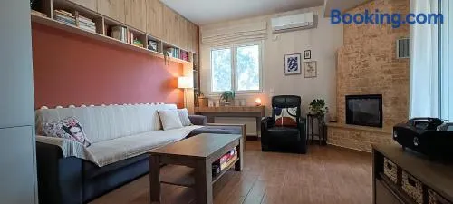 Country Nest - Image 1