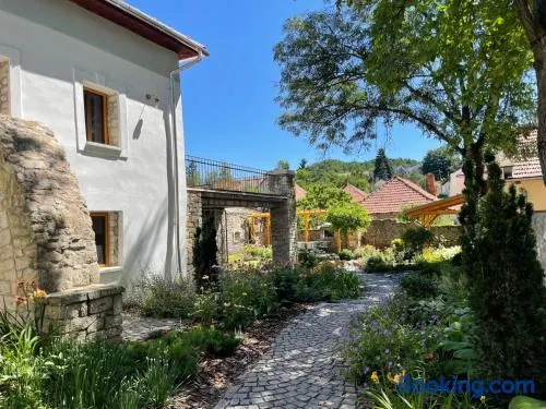 TR 1823 Vendégház - Image 1