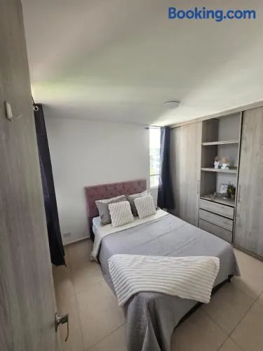 Luxury five - Image 1