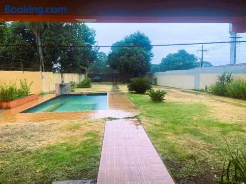 Casa con Piscina - Image 1