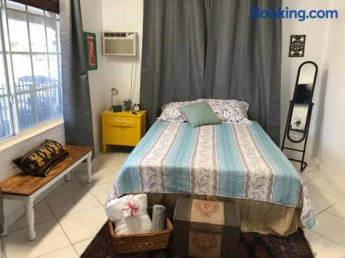 Private Room in the Heart of Calle Ocho - Image 1