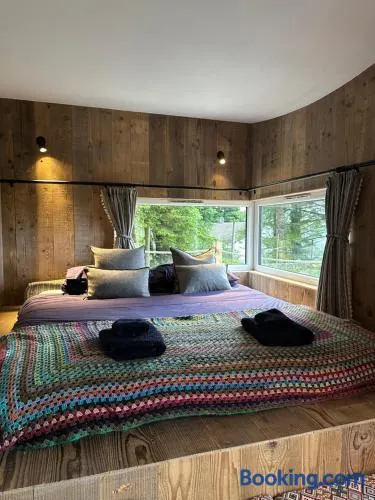 Otter Burn Cabin - Image 1