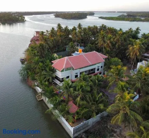 Halfmoon Homestay - Image 1