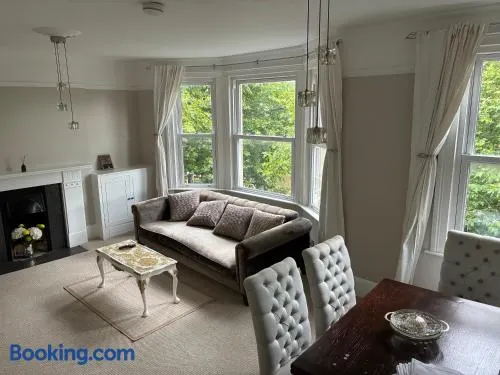 Large Victorian Apartment With High Speed Wifi 350mbps - Image 1
