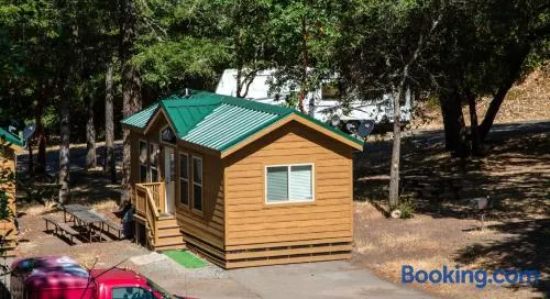 Russian River Camping Resort Cottage 9 - Image 1
