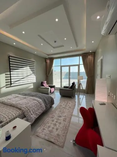 شقة حديثه حي النرجس تسجيل ذاتي - Image 1