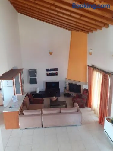 Castelo Chalet Chios - Image 1
