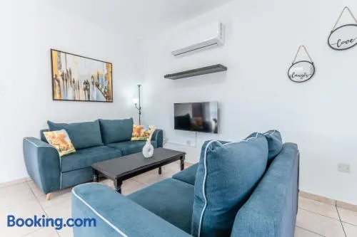 Larnaca Bayside Apartment - Image 1