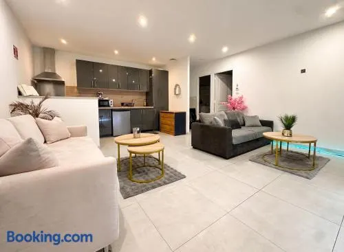 Appartement avec balcon à Freneuse - 54 m² - Image 1
