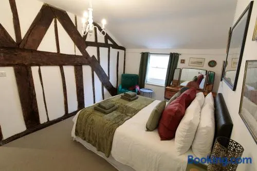 Pepper House Rooms - shared facilities - pet friendly - Image 1