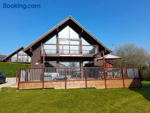 3 bed Lodge with EV point - Image 1