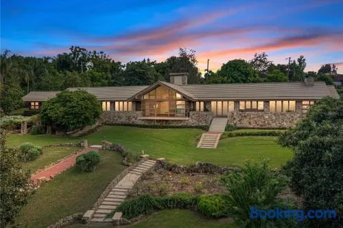 Hotel-Style Private Suite-Lake View-Gardens - Image 1