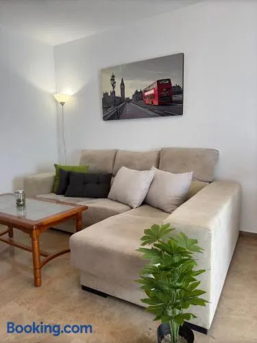 Bellavista - Apartamento céntrico y tranquilo con Parking - Image 1