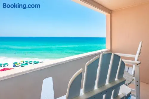 The Surf Shack - Image 1