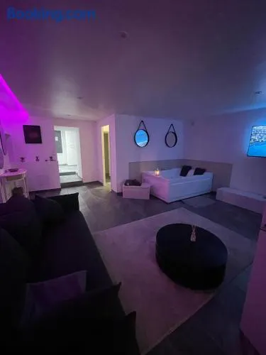 Cosy Home avec Spa - Proximité airport, CNPE, Eurexpo, Groupama Stadium, LYON - Image 1
