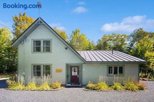 Sunrise Cottage - Image 1