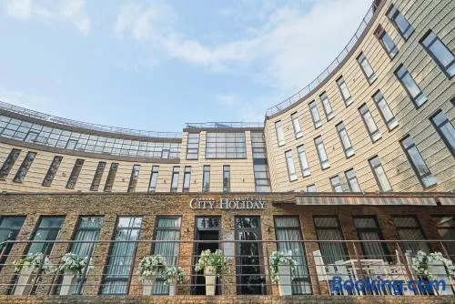 City Holiday Resort & SPA - Image 1