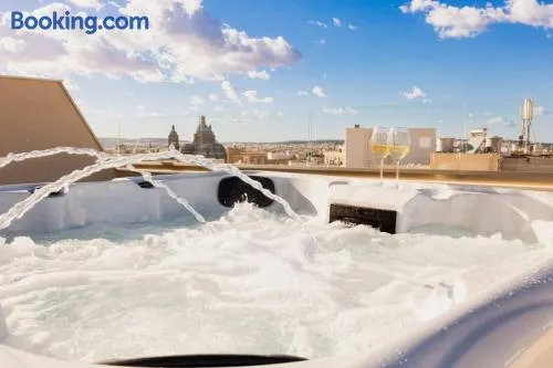 PH Jacuzzi &StunningTerrace Near Tarxien Temples - Image 1