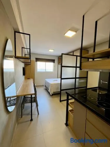 Studio Moderno Westfit - BARRETO - Image 1