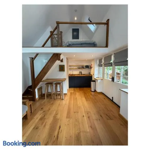 Ledsham Studio - Image 1