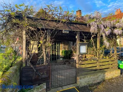 The Cart Lodge at Chigborough - Image 1