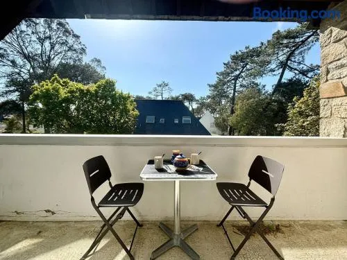 Appartement T2 + Cabine à Carnac, Proche Plages, Balcon, Parking, 4 Pers. - FR-1-377-51 - Image 1