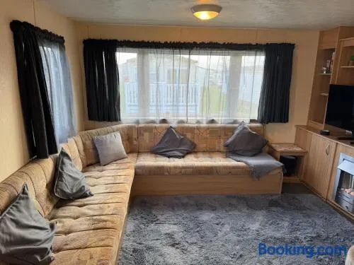 Space for 8, by the Beach with Pool and Entertainment - Image 1