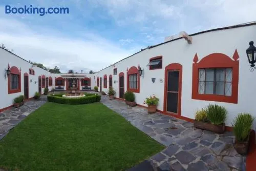 Residencia a 15min de San Miguel de Allende p/20 personas - Image 1