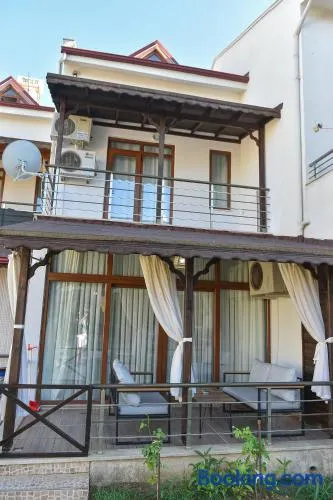 VİLLA ALP'S TRİPLEX LAGOON HAVUZ OLANAĞI SUNAN - Image 1