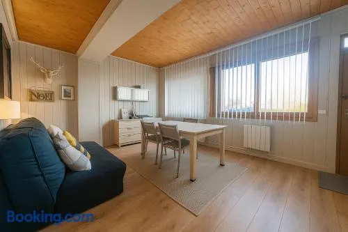 White Lodges - Megève center on ski slopes - Image 1