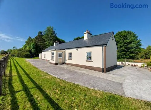 Farm View Cottage Castlerea - Image 1