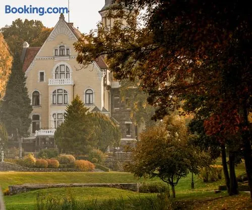 Hotel Bursztynowy Pałac - Image 1