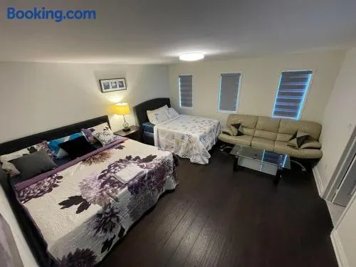 Largest ensuite bedroom in a guest house - Image 1