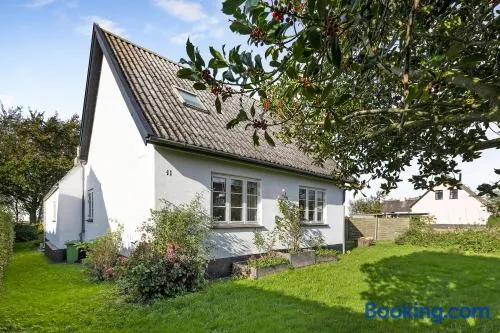 Ferienhaus mit Garten und Grill | Wasserblick - Image 1