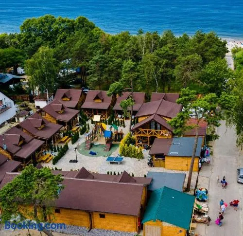 Domy z Bala przy plaży- Domki klimatyzowane - JACUZZI, SAUNA, lody, popcorn, ryba wedzona i ognisko gratis-od maja! - Image 1