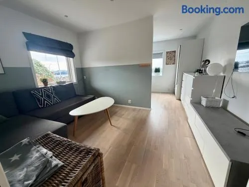 Sea View apartment - Image 1