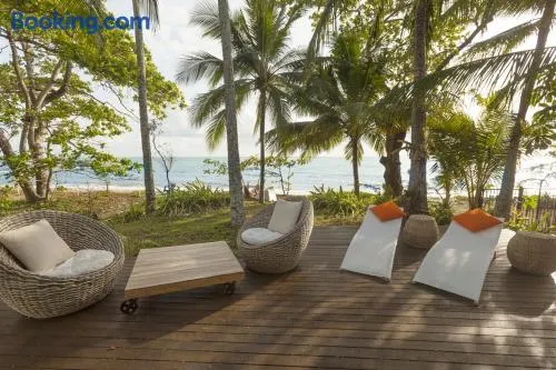Drift Beach House Getaway - Image 1