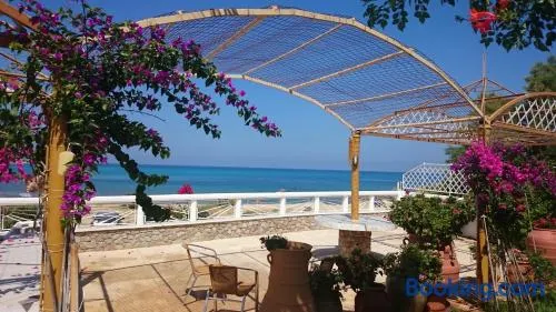Villa in the sea Crete - Image 1
