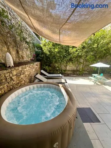 Le Domaine de Fromiga - Image 1