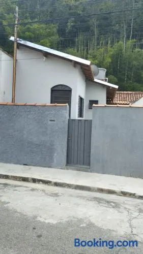 Casa Próxima ao Centro - Image 1