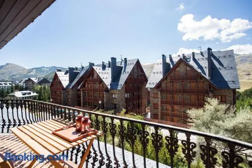 Wood ✪ WiFi, terraza ✪ Ideal excursiones - Image 1