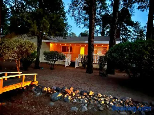 Hidden Gem Retreat in the Heart of Payson - Image 1