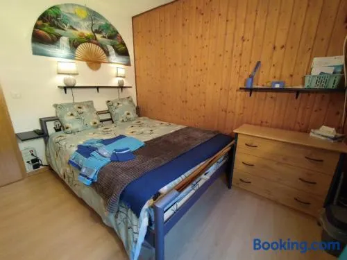 Chambre ravissante et confort d'une maison - Image 1