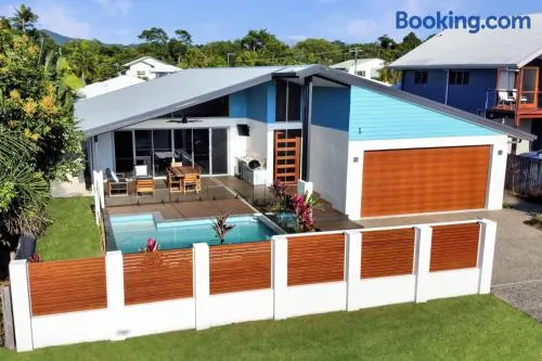 Beach Break 4 Bedroom use Family Home - Image 1