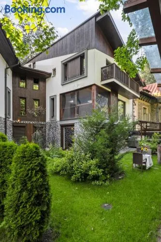 Drago Chalet Sinaia, hot tub and sauna - Image 1
